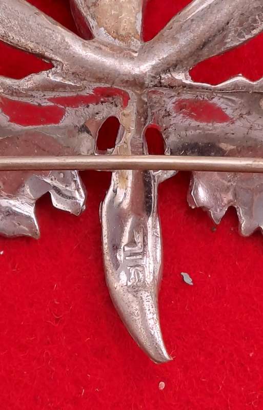 Vintage Marcasite Brooch -Marked Silver 4,3cm x 4,9cm