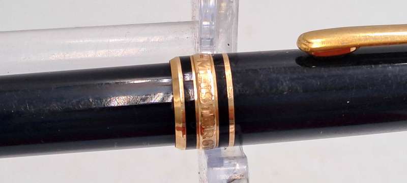 Pre-Owned Montblanc Meisterstück Gold-Coated Ballpoint Pen-SN GG1972999 -Ink is Dry -No Box