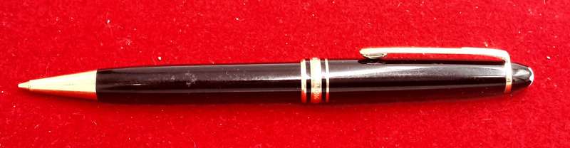 Pre-Owned Montblanc Meisterstück Gold-Coated Ballpoint Pen-SN EH2355967 -Ink is Dry -No Box