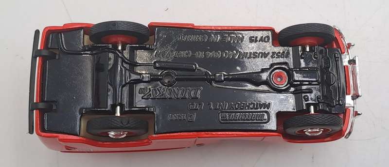 1990-Matchbox Dinky Collection `1952  AUSTIN A40 - 143 DY 15-Brooke Bond Tea- boxed