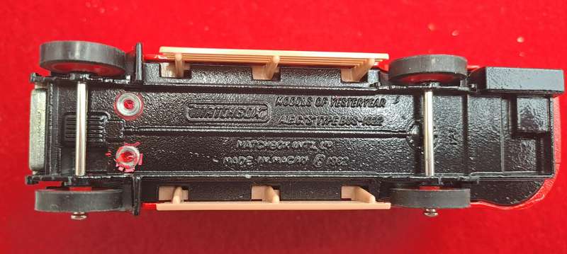 Matchbox Models of Yesteryear Y-230- 1922 AEC Omnibus 'Kelloggs' -Boxed