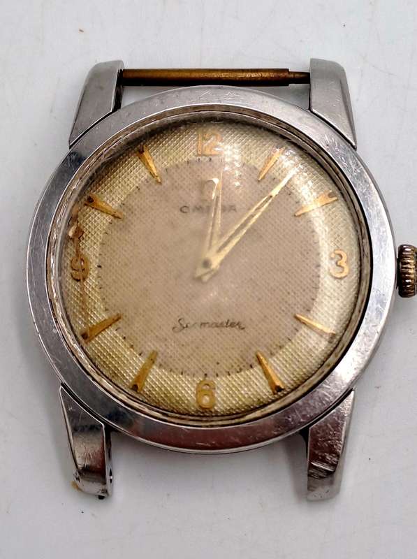 Vintage 1950's  Omega Seamaster NOT working for Spares or repairs 420 MOVEMENT sn 13939273
