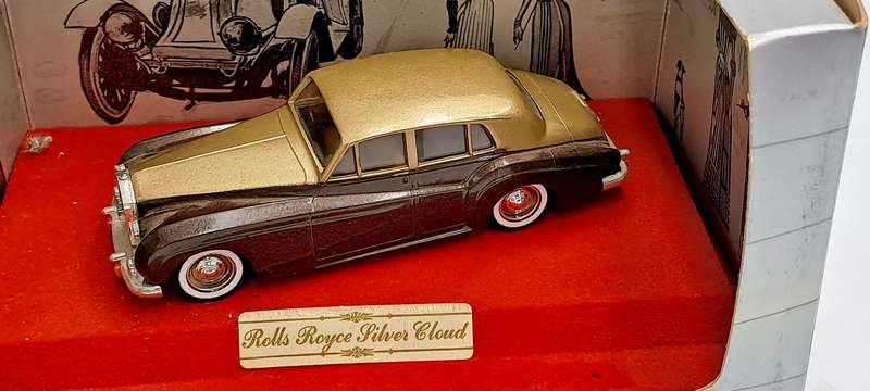 Vintage Verem 1:43 Scale Rolls Royce Silver Cloud Limousine Diecast Model Car