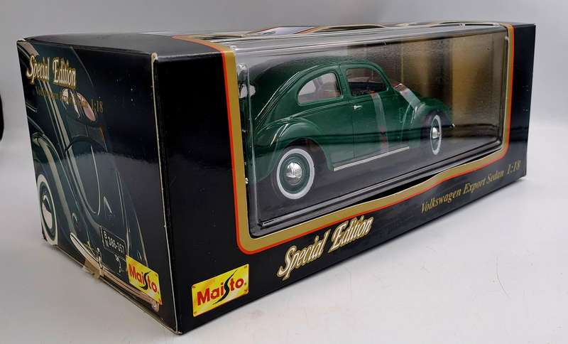 Maisto Special Edition Volkswagen Export Sedan 1951 1:18 Die Cast Metal