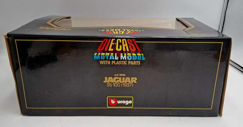 Burago 3006 Jaguar SS 100 (1937), 1/18 Scale -Die-Cast