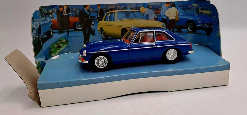 Matchbox Diecast Model Car Dinky DY 3 DY3 MG B MGB GT 1965 1/43 scale new