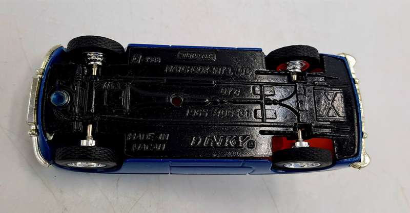 Matchbox Diecast Model Car Dinky DY 3 DY3 MG B MGB GT 1965 1/43 scale new