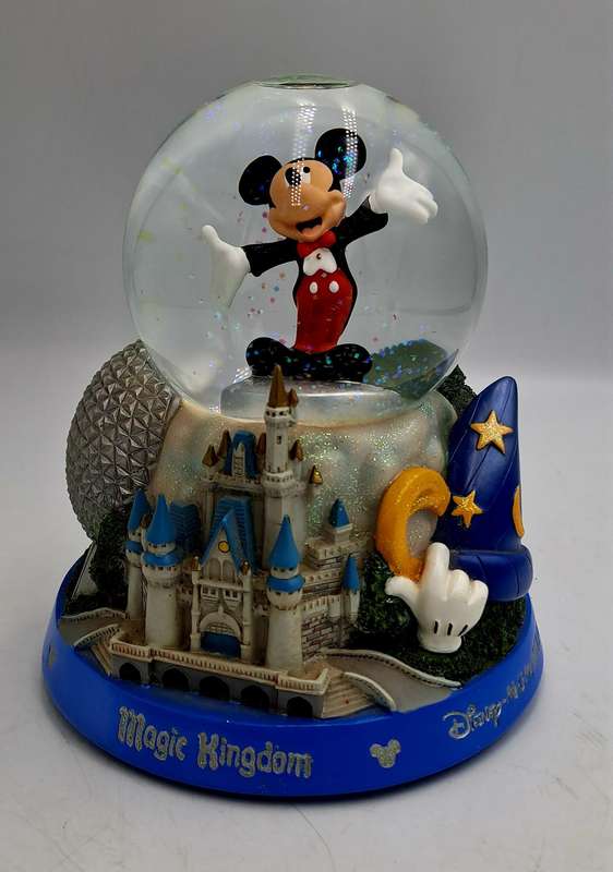 Disney World Parks Mickey Mouse It's a Small World Musical Snow Globe Epcot-Boxed