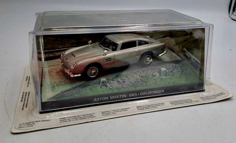 2007 GE Fabbri Ltd 007 Austin Martin DB5 - Goldfinger 1/43 scale- Die Cast