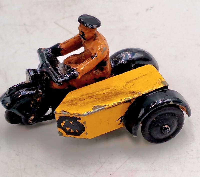 Rare 1930s Meccano Dinky Toys Motorcycle for the Automobile Assoc Roadside Assistance