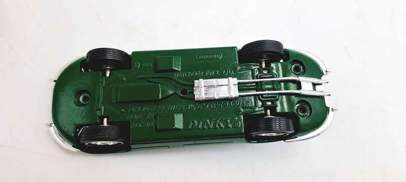 Dinky Matchbox 1/43 - Jaguar Type E MK1 1/2 1968 Green