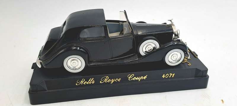 Solido 4071- 1939 Rolls Royce Phantom III Coupe -Die Cast 1/43 Made in France