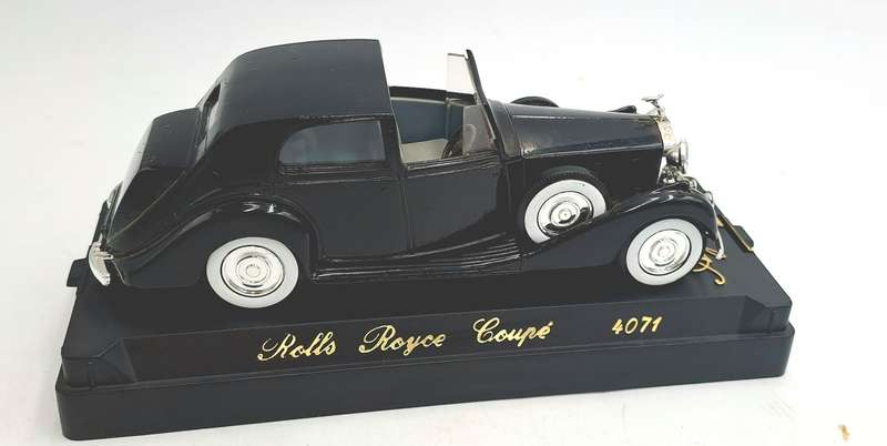 Solido 4071- 1939 Rolls Royce Phantom III Coupe -Die Cast 1/43 Made in France