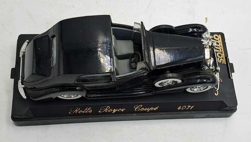Solido 4071- 1939 Rolls Royce Phantom III Coupe -Die Cast 1/43 Made in France