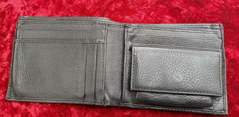 Pre-Owned Men's Black Leather Wallet Branded ABSA PRIVATE BANK