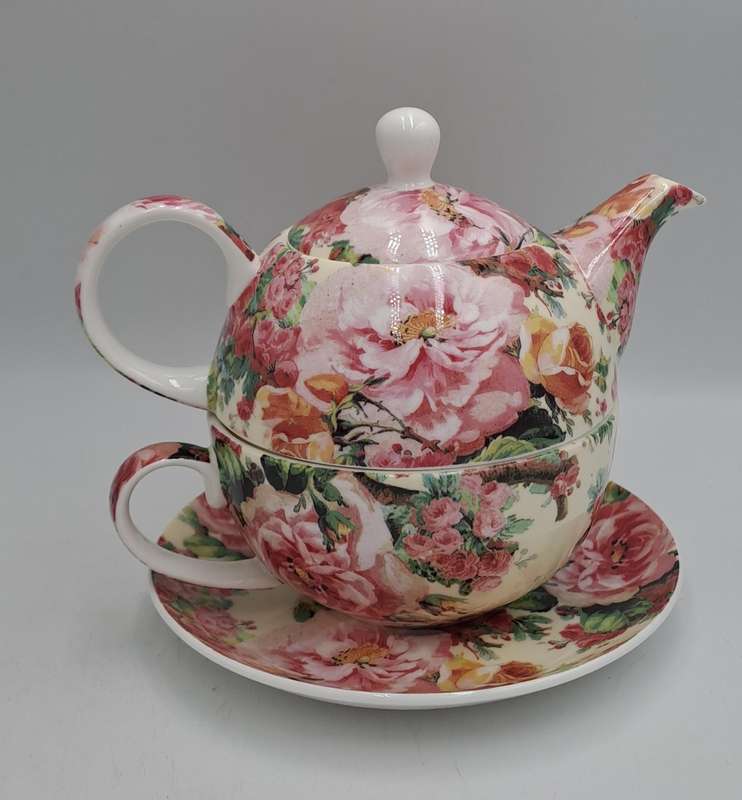 Rambling Rose fine China teapot and plate for one by Maxwell & Williams