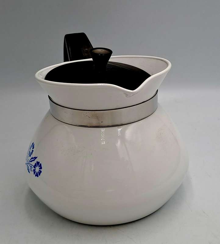 Vintage 1 Cup Corning Ware pot