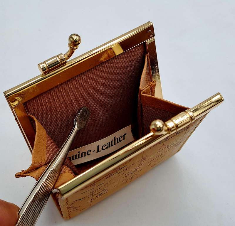 Australia Map Coin Purse  Genuine Leather-Unused