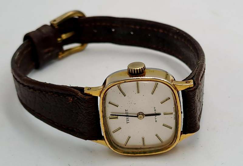 Vintage Gold Plated Swiss Ladies Tissot Stylist watch -working