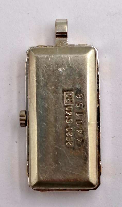Pre-Owned Vintage 1984 SEIKO Quartz Pendant watch on silver Chain