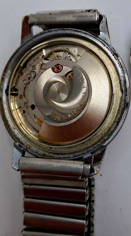 Vintage 1970's Swiss Made Camy Geneve Superautomatic Incabloc Mens watch - Working 25 Jewels