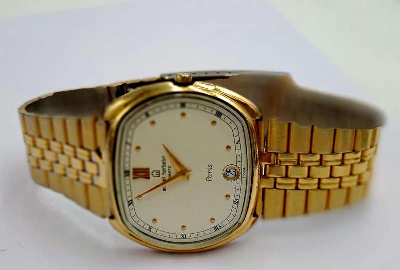 Pre-Owned Gold Tone Michel Herbelin Paris Mens Quartz watch -Working-Swiss Movement
