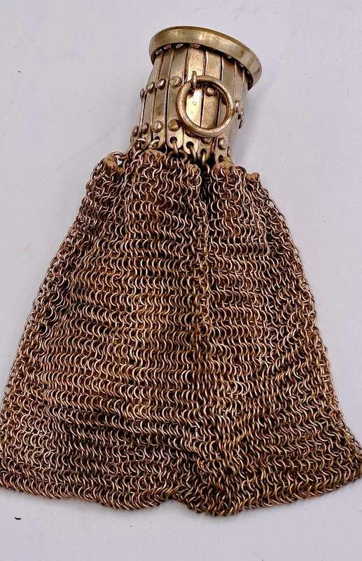 Vintage Metal Mesh Coin Purse Expandable Gate Top Beggars Bag