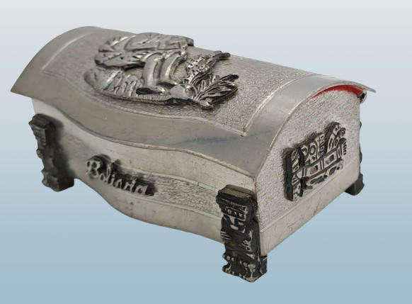 Small BOLIVIA Pewter Trinket Box 7cm x 4cm x 3,5cm