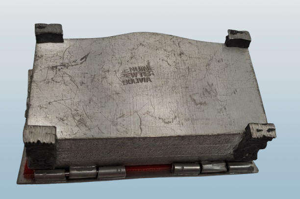 Small BOLIVIA Pewter Trinket Box 7cm x 4cm x 3,5cm