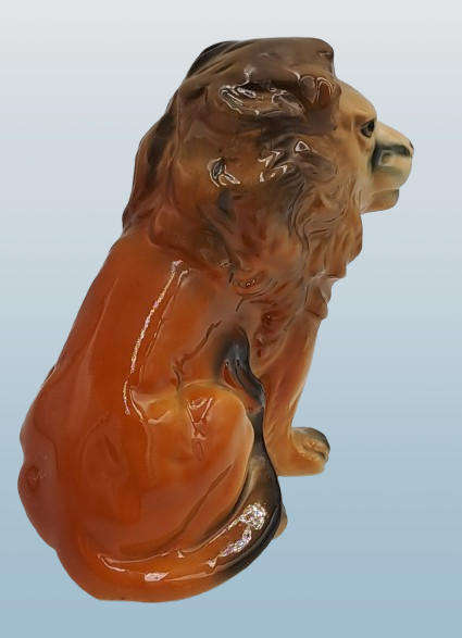 Vintage Ceramic  Lion Figurine  11cm x 8,5cm x 5cm
