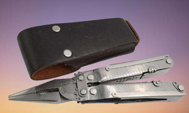 SOG PowerLock Multi-Tool- Compound Leverage Technology-in Leather Pouch