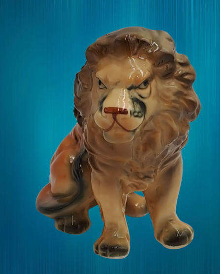 Vintage Ceramic  Lion Figurine  11cm x 8,5cm x 5cm