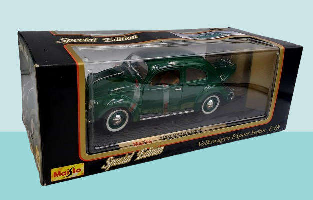 Maisto Special Edition Volkswagen Export Sedan 1951 1:18 Die Cast Metal