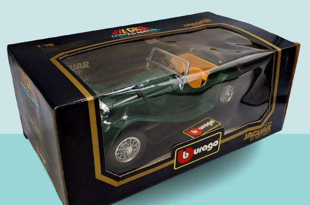 Burago 3006 Jaguar SS 100 (1937), 1/18 Scale -Die-Cast