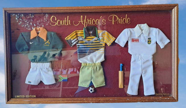 Limited Edition No 89 of 1000 "South African Pride" Framed Behind Glass-Rugby,Soccer and Cricket Man