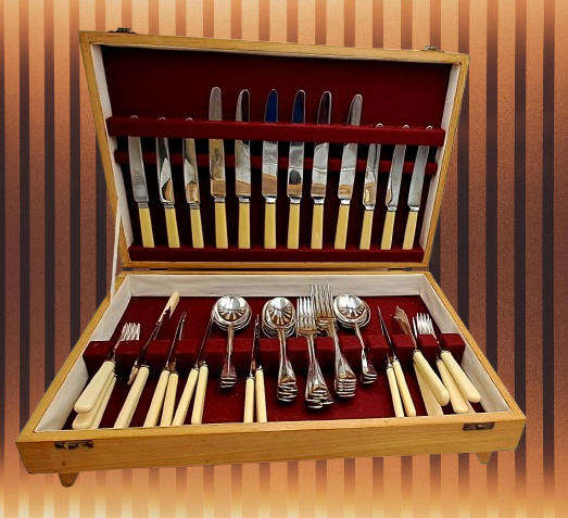 54 Vintage Quality Bone Handle Cutlery Made in Sheffield England in Canteen -12 Joseph Roger Knifes