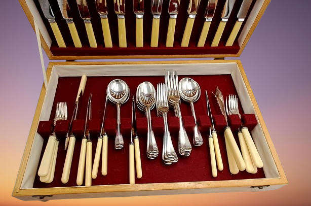 54 Vintage Quality Bone Handle Cutlery Made in Sheffield England in Canteen -12 Joseph Roger Knifes