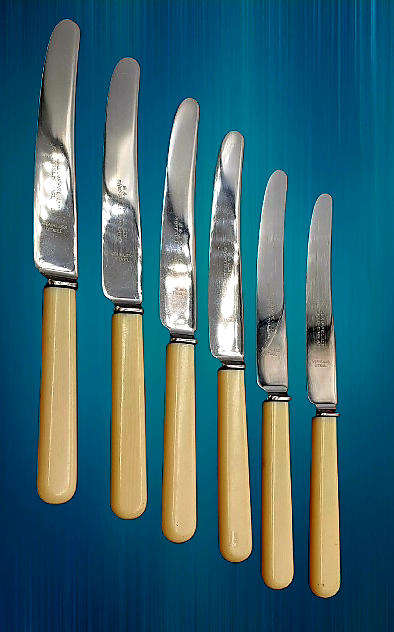 54 Vintage Quality Bone Handle Cutlery Made in Sheffield England in Canteen -12 Joseph Roger Knifes