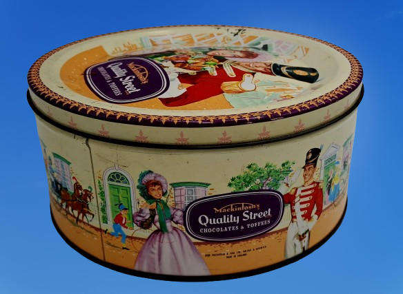 Empty 1980's Quality street Tin 18,2 cm In diameter
