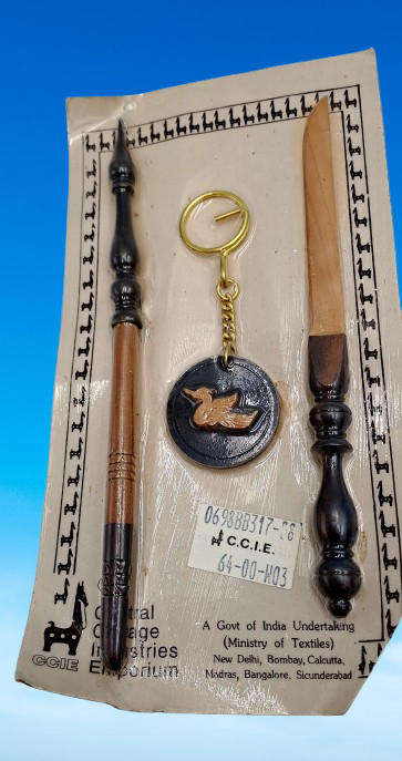 Vintage Sealed Central Cottage Industries Emporium Mumbai India Hand carved Gift set