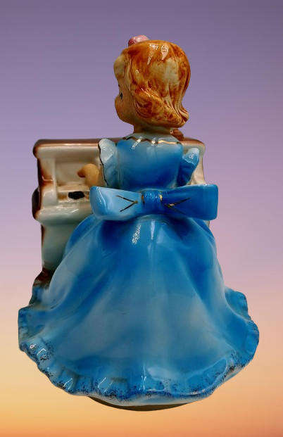 Music Box Rotating Girl Playing Piano Ceramic Figurine Ornament Japan (Love Story Theme) Damaged
