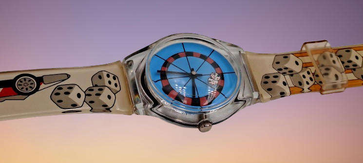 Pre-Owned 1999 Macau Quartz watch -dice hand - Working