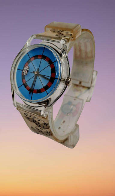 Pre-Owned 1999 Macau Quartz watch -dice hand - Working