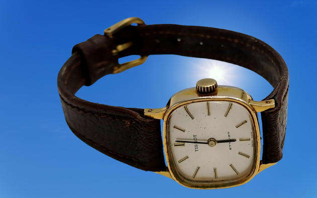 Vintage Gold Plated Swiss Ladies Tissot Stylist watch -working