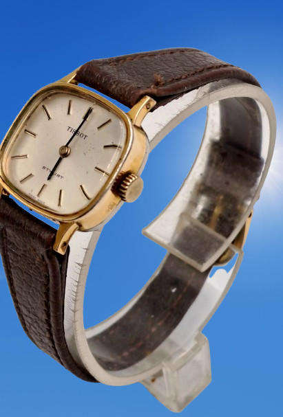 Vintage Gold Plated Swiss Ladies Tissot Stylist watch -working