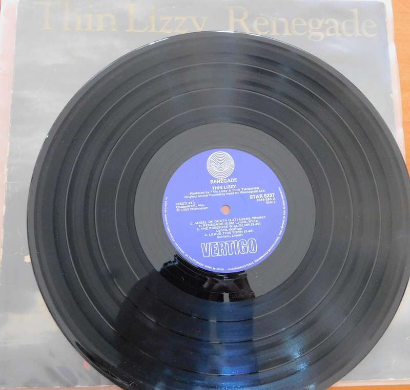 THIN LIZZY - Renegade [LP]