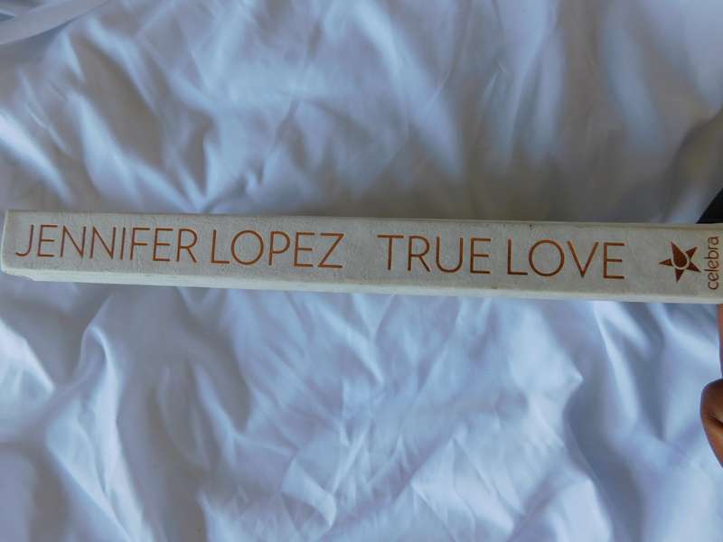 JENNIFER LOPEZ (J Lo) - True Love [Book]