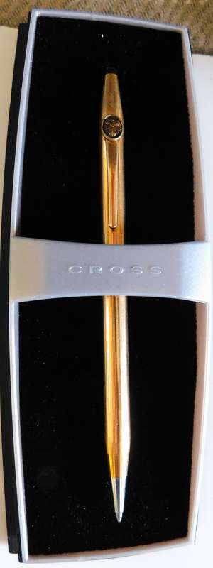 CROSS - Gold Ballpoin Pen in Cross Box [PEN]