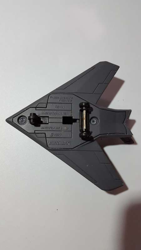 MATCHBOX 1990 SB 36 F-117A Stealth Fighter
