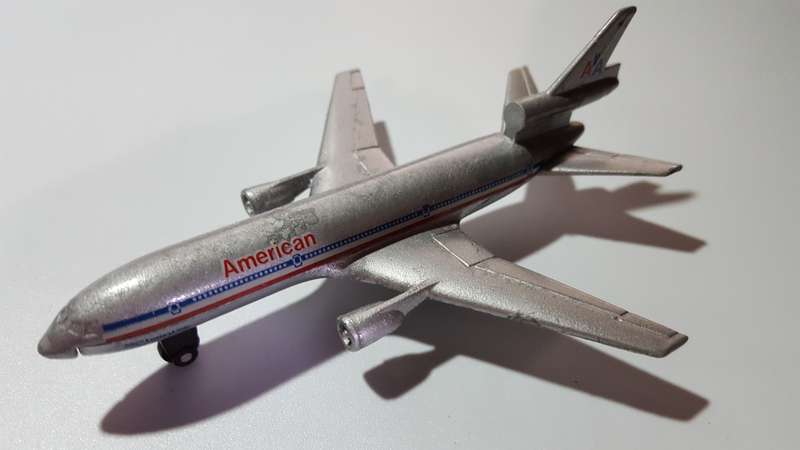 MATCHBOX 1973 SB-13 DC-10 American